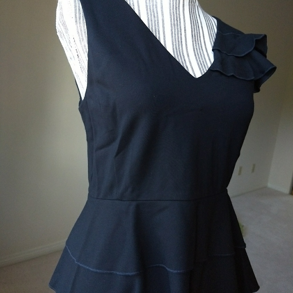 NWT Guest Editor Ruffle Tank Peplum Thick Knit